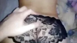 Un uomo che picchiav ...