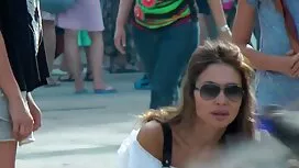 Ragazzo, mamma, Brac ...